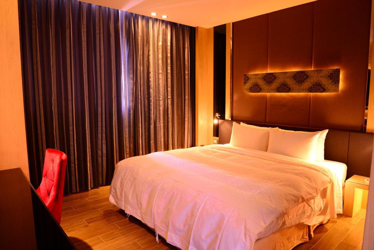 Yunlin Commerce Ryokan Tuku Bagian luar foto